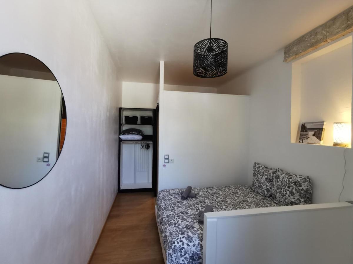 Charmant Appartement Dans Centre Meschers/Gironde Meschers-sur-Gironde Exterior foto